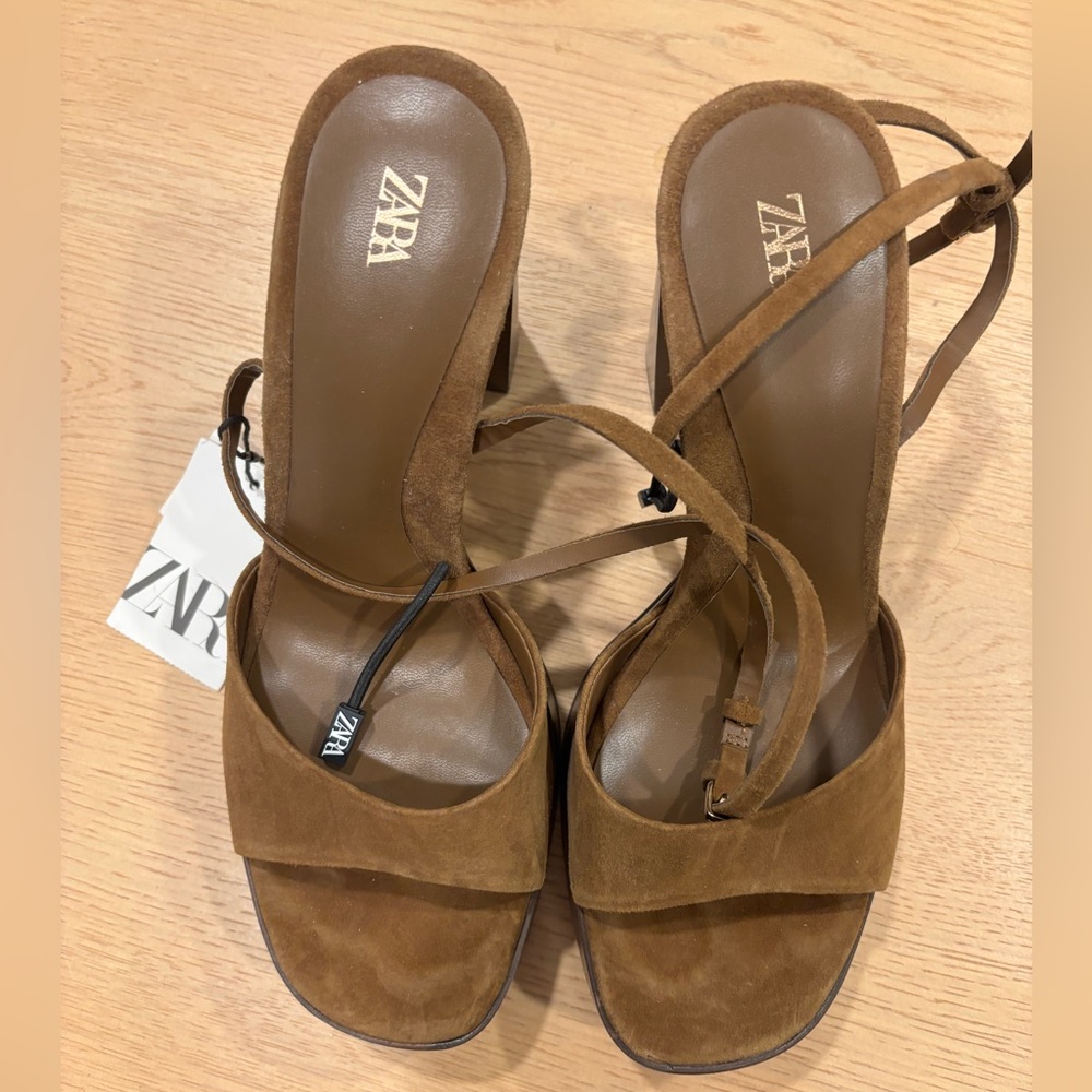 Zara Women's Tan Suede Heels
